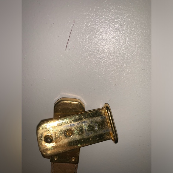 Vintage Moschino black leather belt with heart locket-Preloved - Picture 9 of 12